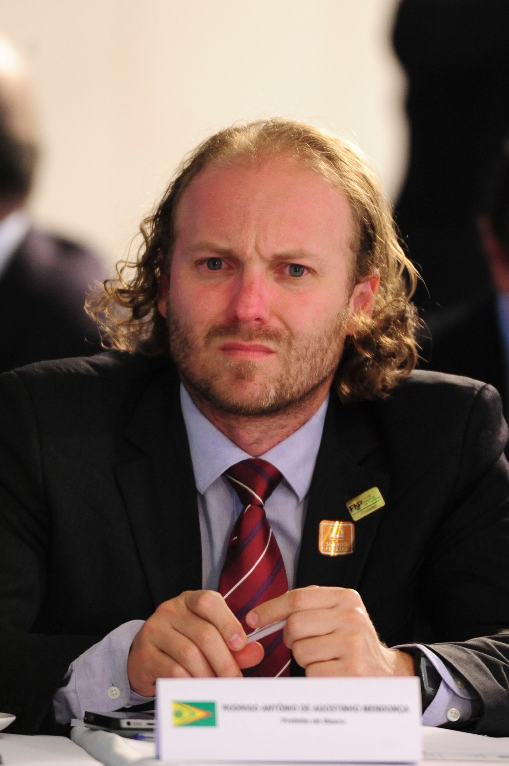 Ex-prefeito Rodrigo Agostinho é alvo de críticas nas redes sociais após sinalizar candidatura a deputado&nbsp;federal